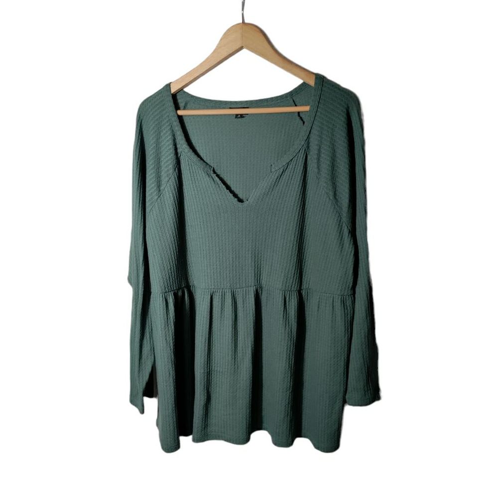 Torrid green long sleeve waffle knit v neck top size 3X